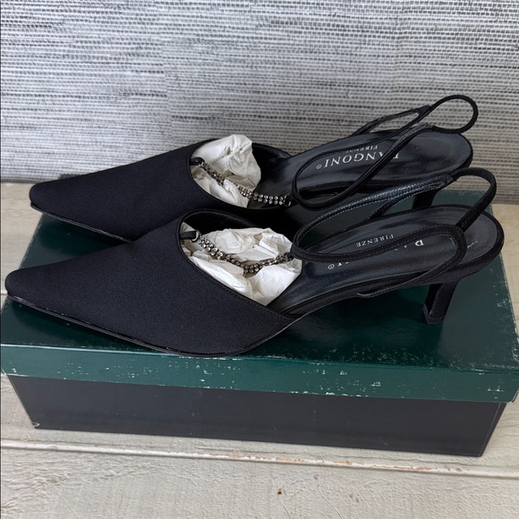 NWT Rangoni Women's Black Pointed Slingback Heels w Box - Picture 2 of 8